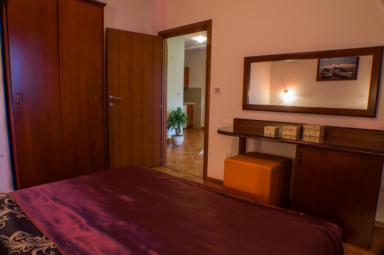 Dmm Apartments Тиват Экстерьер фото