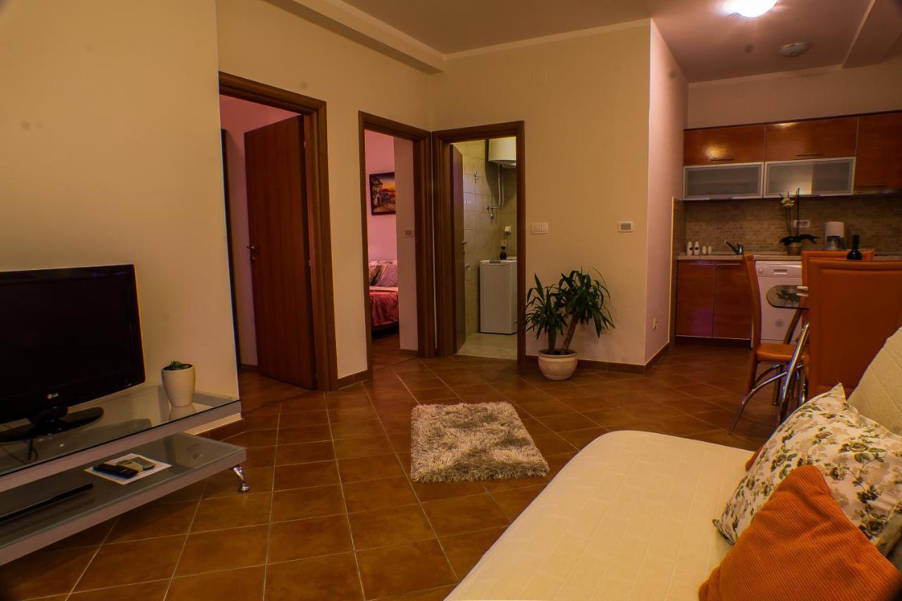Dmm Apartments Тиват Экстерьер фото
