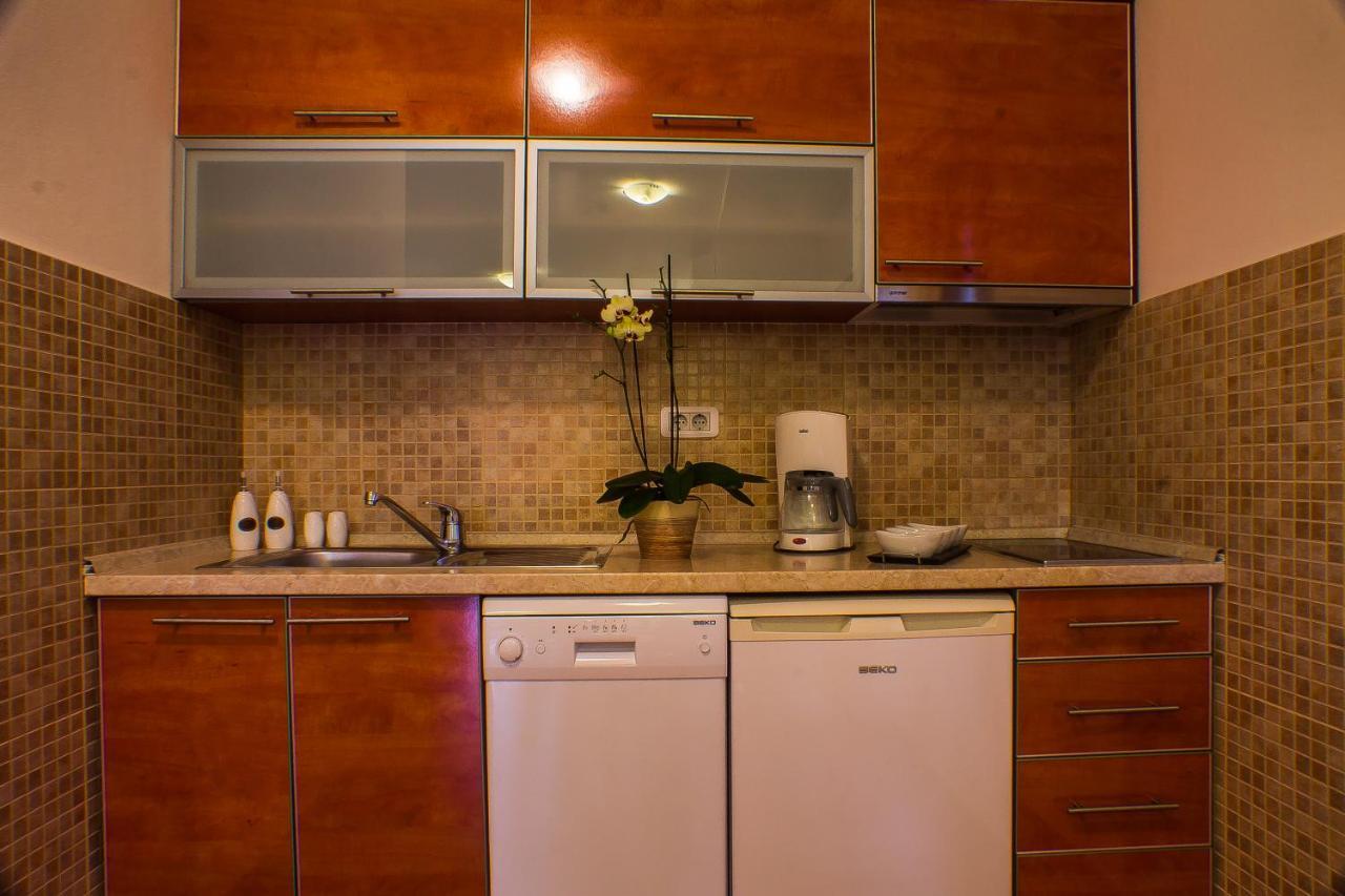 Dmm Apartments Тиват Экстерьер фото