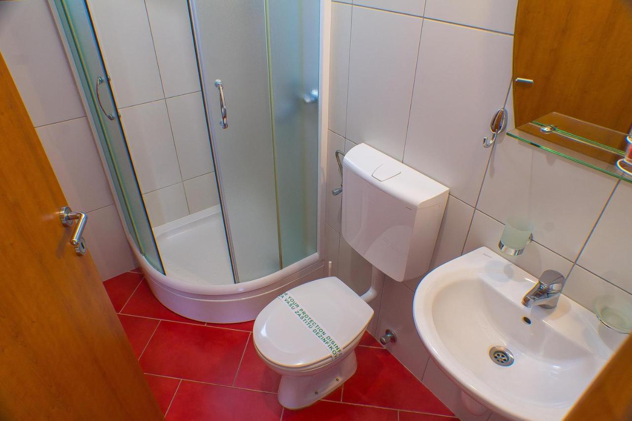 Dmm Apartments Тиват Экстерьер фото