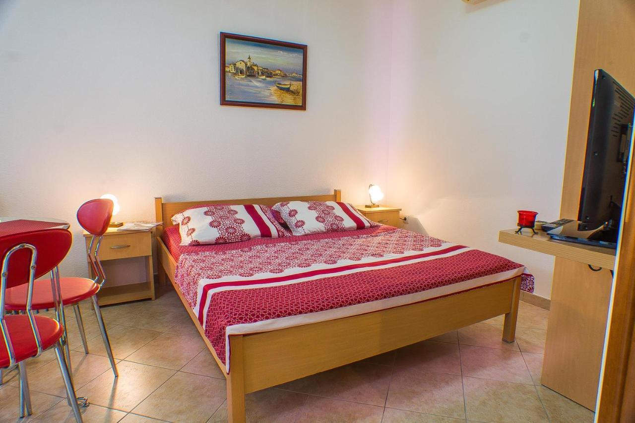 Dmm Apartments Тиват Экстерьер фото