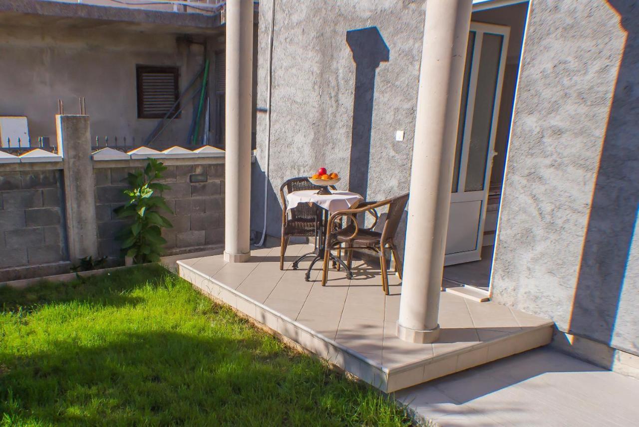 Dmm Apartments Тиват Экстерьер фото