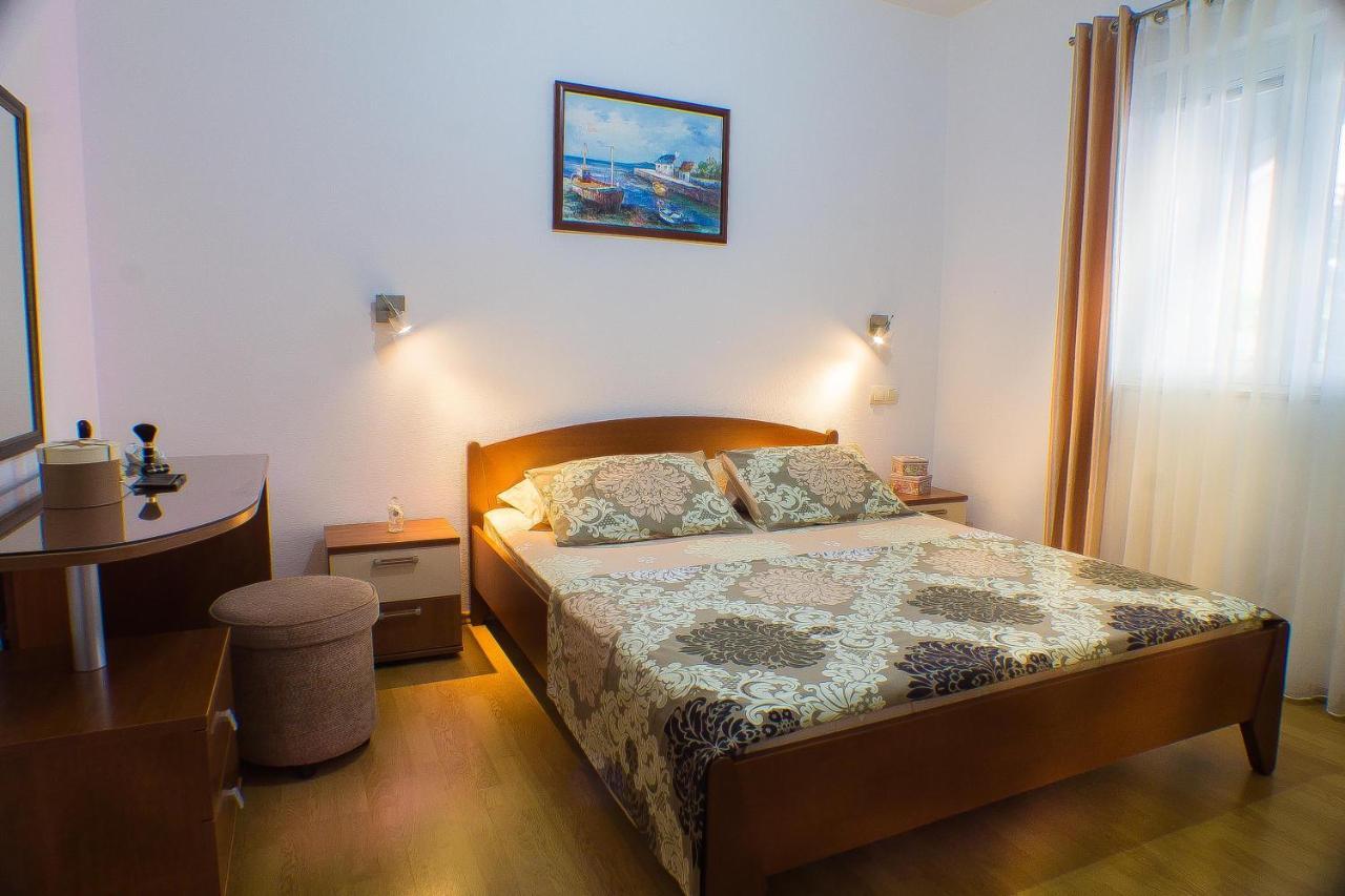 Dmm Apartments Тиват Экстерьер фото