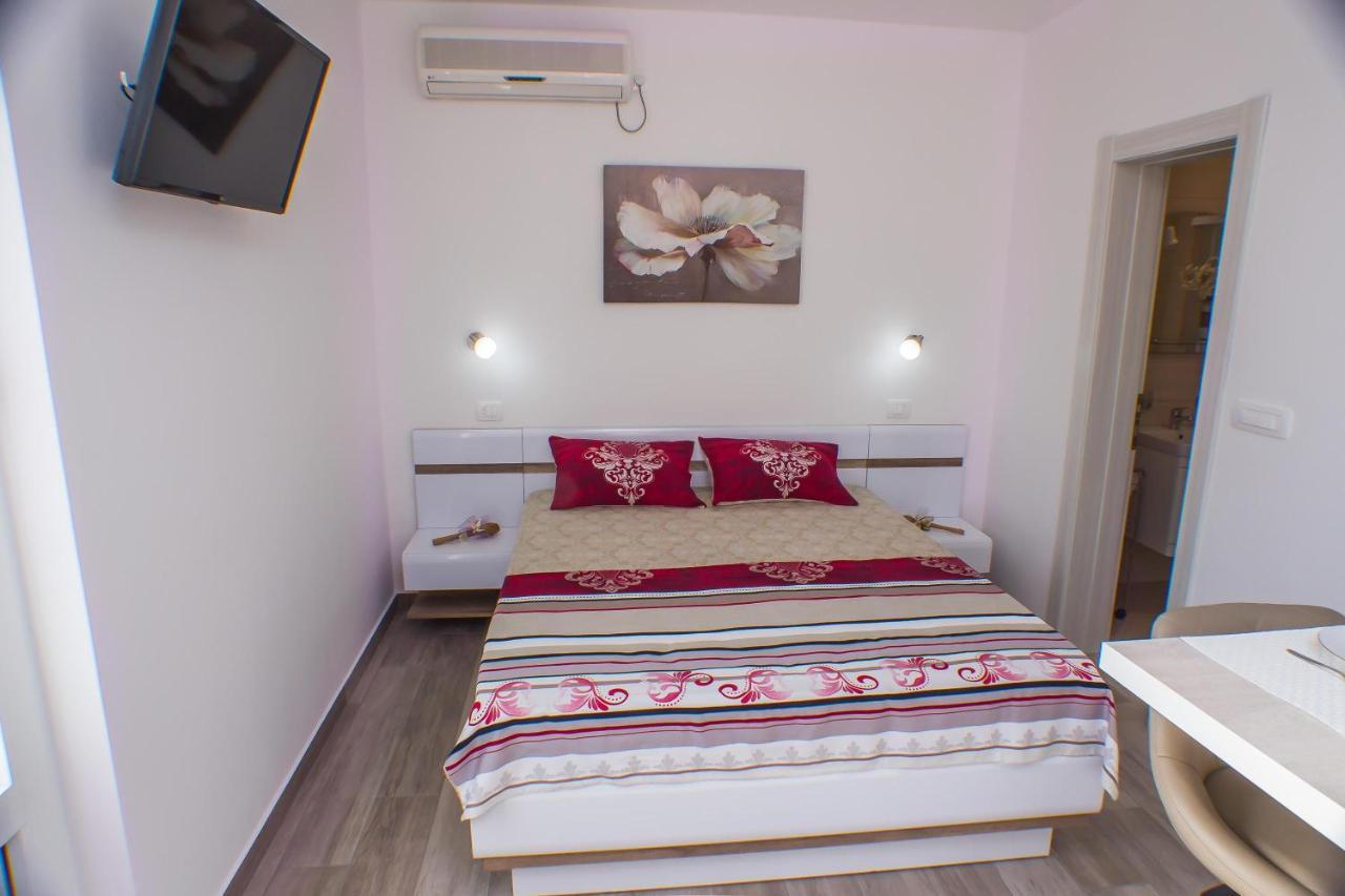 Dmm Apartments Тиват Экстерьер фото