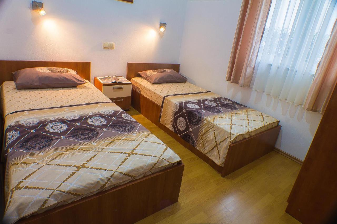 Dmm Apartments Тиват Экстерьер фото