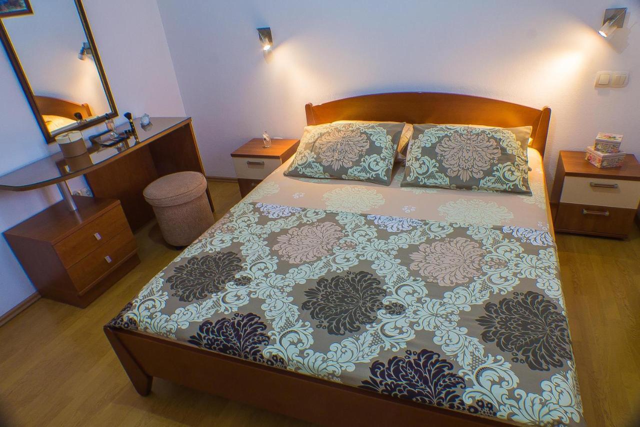 Dmm Apartments Тиват Экстерьер фото